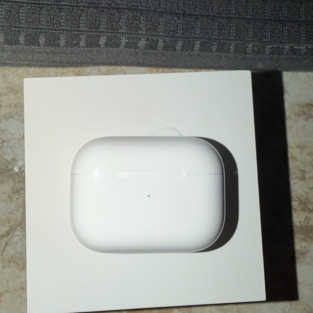 Apple AirPods 2nd generation